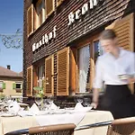 Krone - & Restaurant Im Bregenzerwald מלון