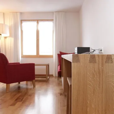 Hotel Krone 4*